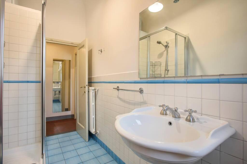 פירנצה Palazzo Borghese 2 Bedroom מראה חיצוני תמונה